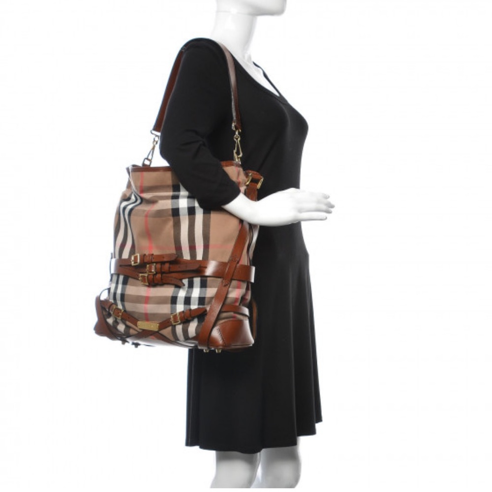 Burberry House Check Bridle Calfskin Medium Gosford Hobo Dark Tan